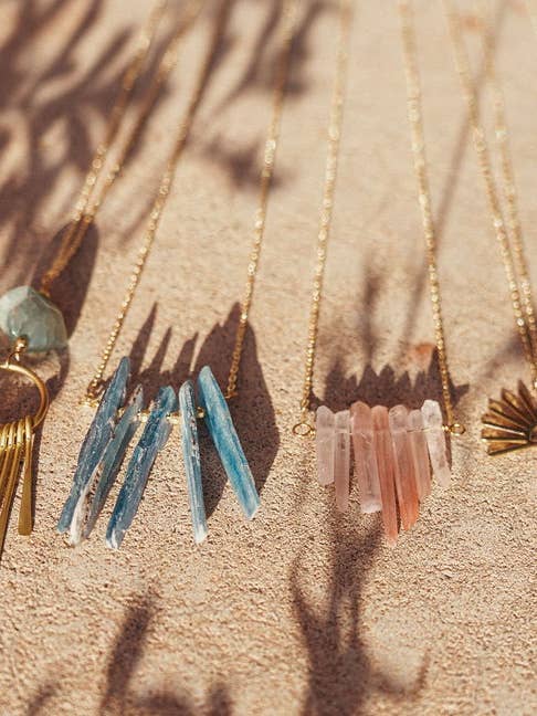 Fersken kvarts halskæde for engroshandel hos Asher Grey