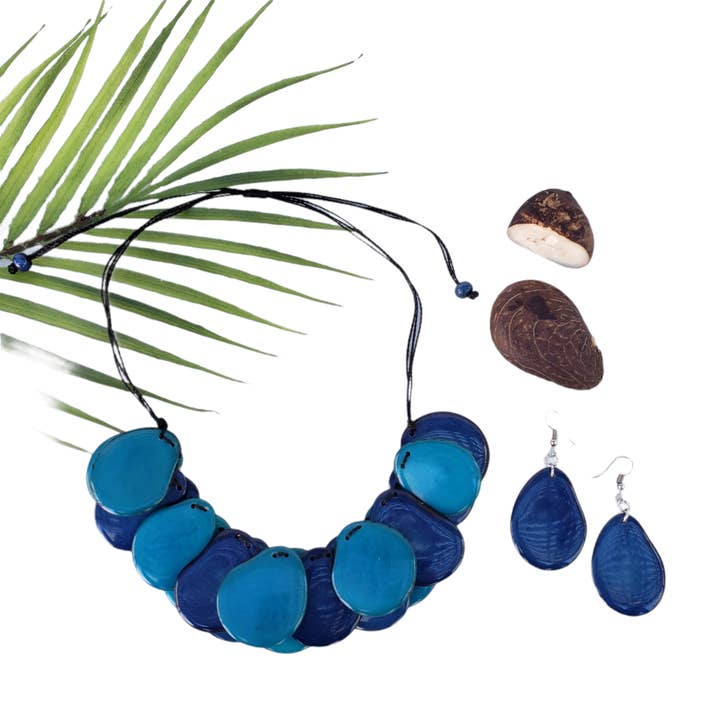 Collana con foresta pluviale di noci tagua a fette sovrapposte per la vendita all'ingrosso da parte di Organic jewelry by Allie