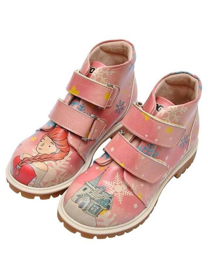 Fire Girl On Snow | Bottes de croix pour enfants pour la vente par The Painted Shoe & Bag