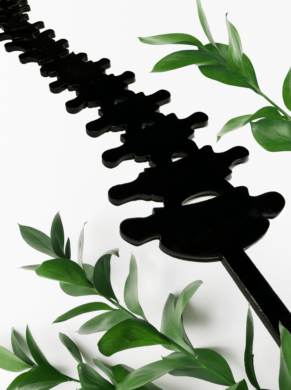 Faux Theory Design - Wholesale Trellis - Spine Plant Trellis | Gothic Acrylic Support for Climbing Plants1