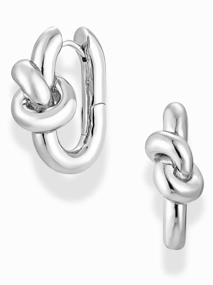 Boucles d'oreilles Karina Knot pour la vente par Mod + Jo