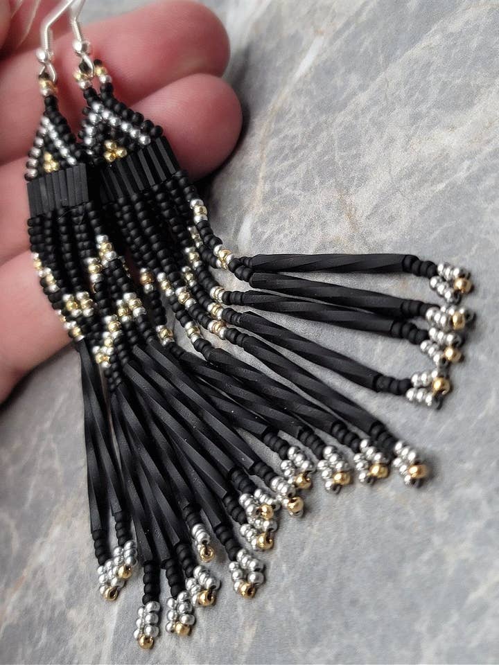 Preto Mate com Costura Longa Ouro Metalizado e Prata por atacado de Simply Raevyn