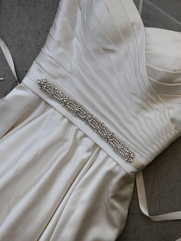 B-119 para venta al por mayor de Erica Koesler Wedding Accessories