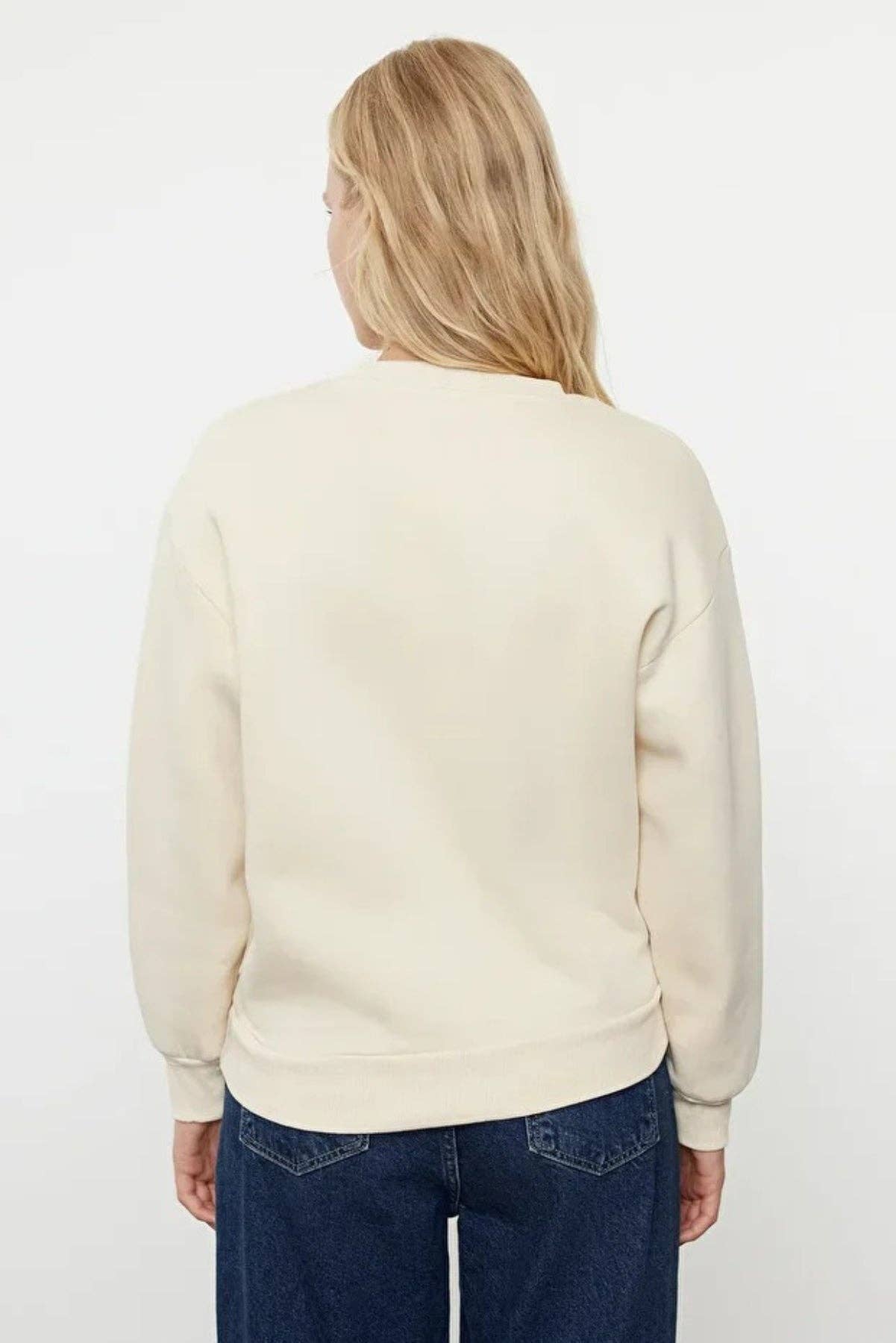 Hoxton Gal – wholesale Sweatshirt – Women's – Thick Fleece-Lined Regular Fit Crew Neck Basic Knit Sweatshirt17