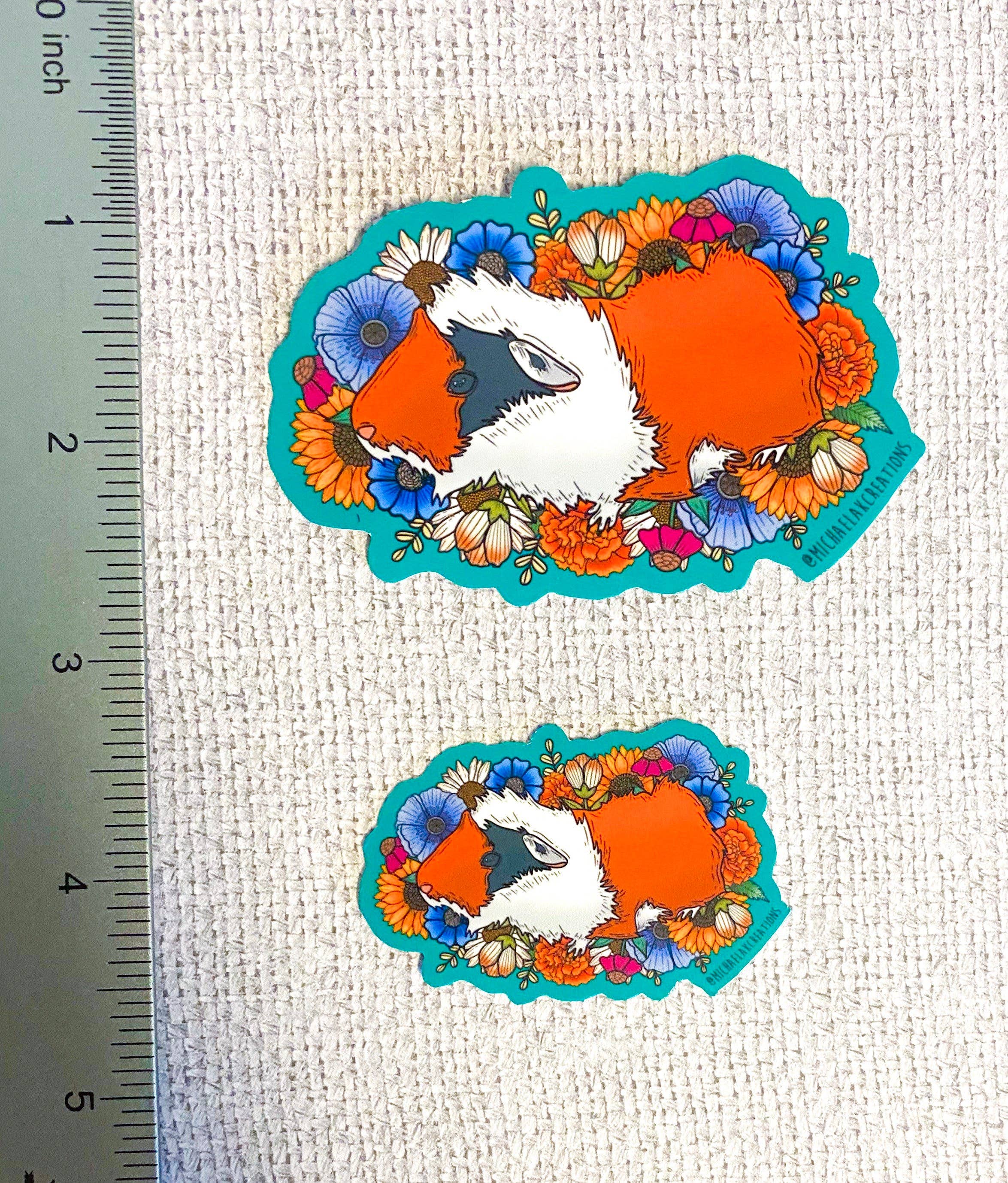 Michaela K Creations - Vente Autocollant - Cochon d'Inde | Autocollants pour hydroflask | Autocollants floraux | lapt0