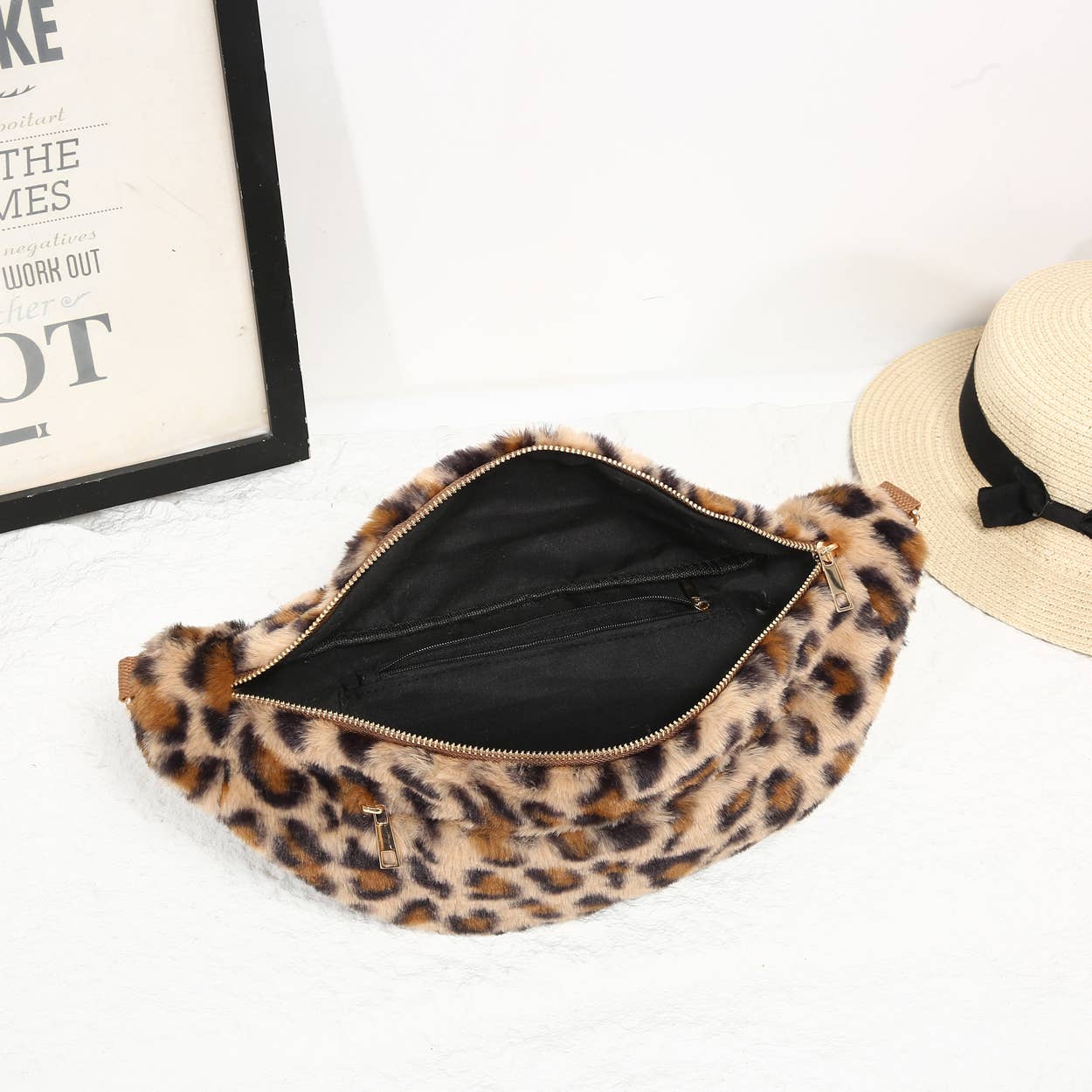 House of Milano – Engroshandel Bæltetaske - Dame – 25422 Bæltetaske i leopardmønstret kunstpels8