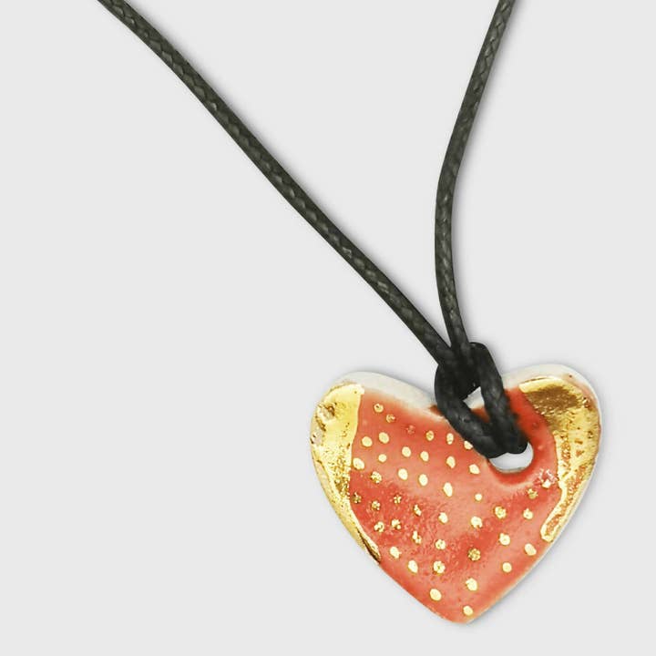 Collier cœur rouge cordon cuir for wholesale by Corinne Ceramique