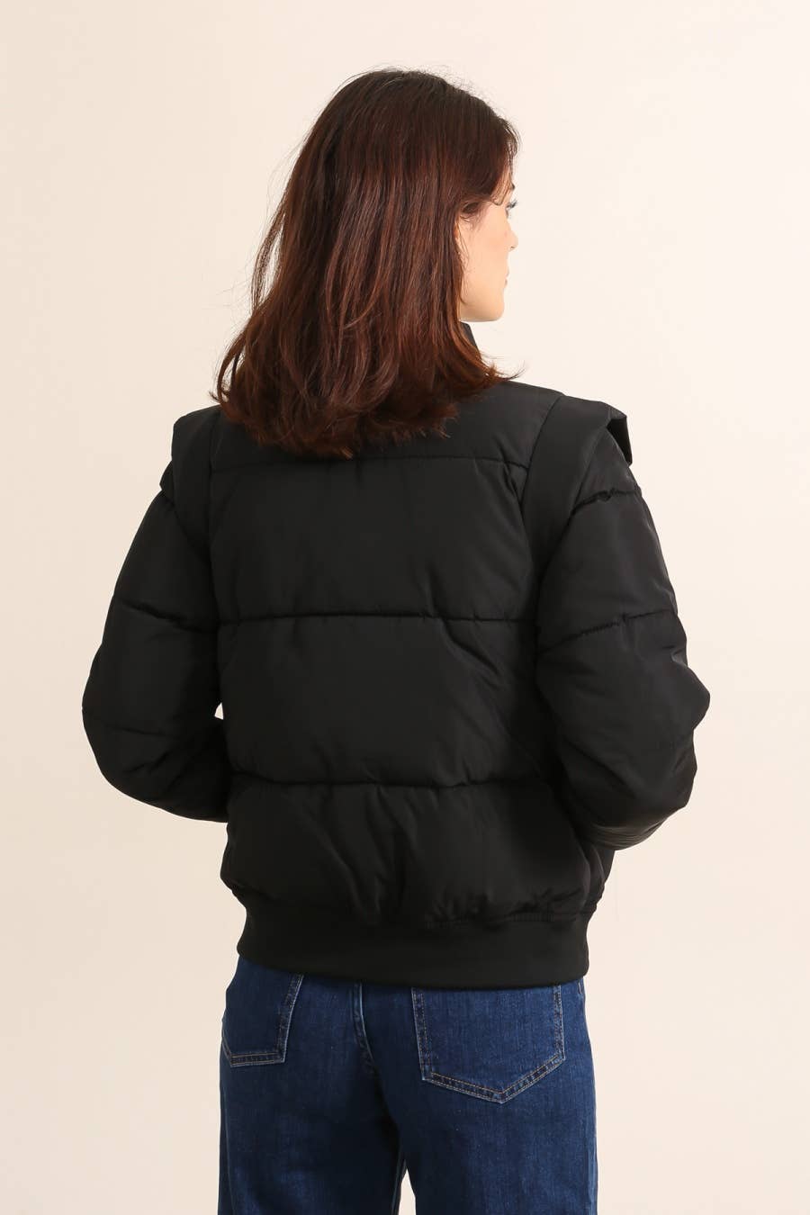 Attrait Paris – wholesale Dunjacka - Dam – Kort bomberjacka med axelvadd och knappstängning11