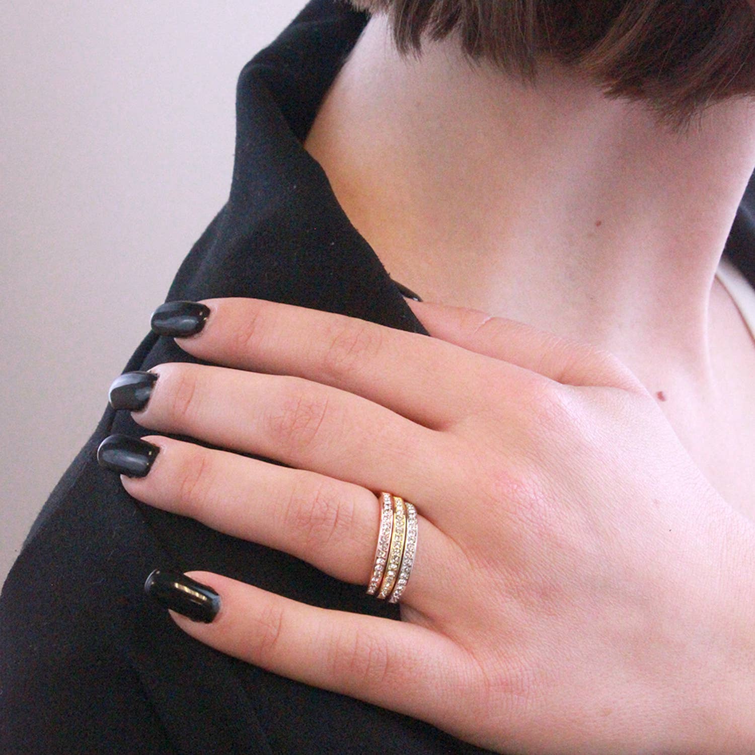 CARALI / MYC Paris – Großhandel Mehrsteinige Ringe – Trinity Ring – Silber, Gold, Roségold und Kristall5