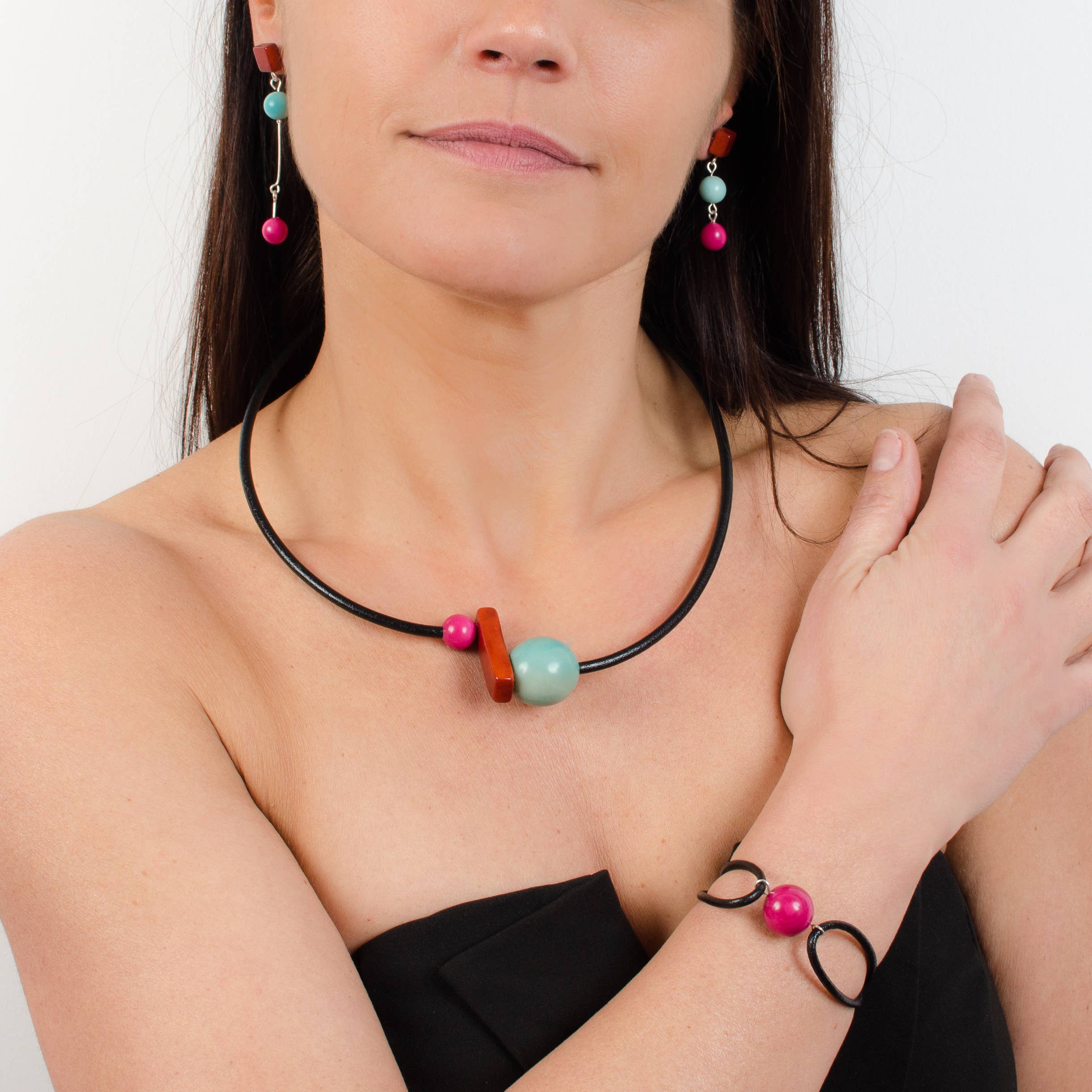 NODOVA - Wholesale Choker/Collar - CARACOL necklace10