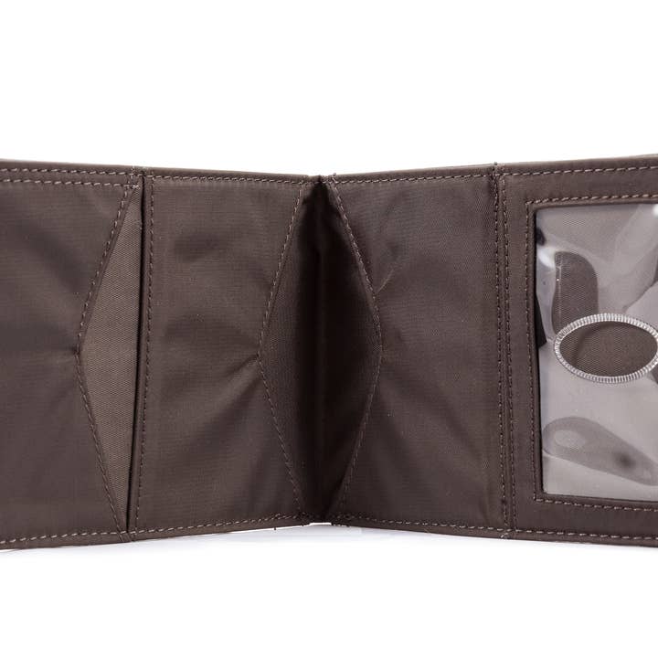 Big Skinny Wallets - Wholesale Wallet - Men's - Leather Super Skinny Bifold Wallet - Brown
