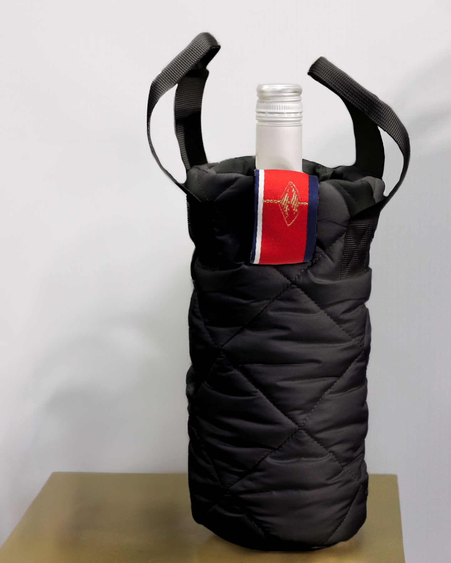 Pretty Rugged - Wholesale Wine Tote - Puffer Wine Tote1