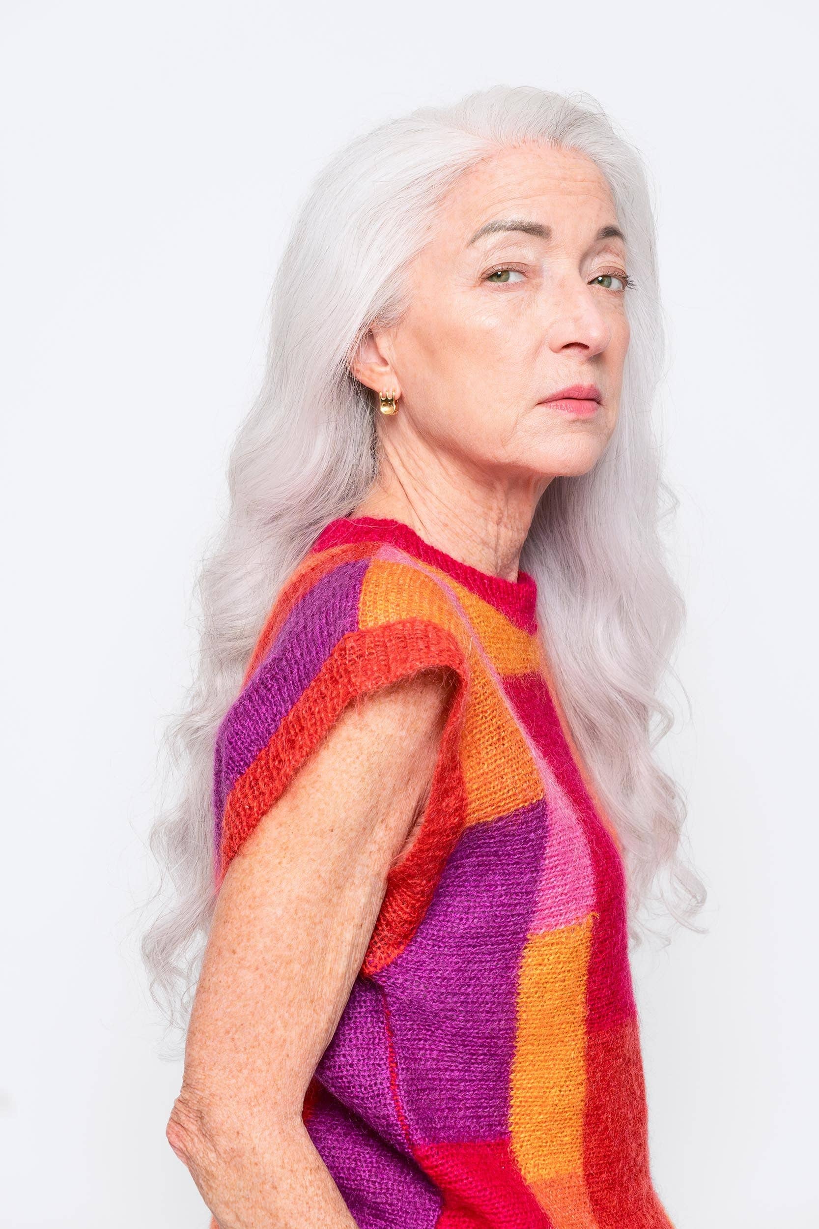 Coco Clem - Wholesale Hoop Earrings - Mini Claw Clip Hoops in 18K Gold Plated Stainless Steel2