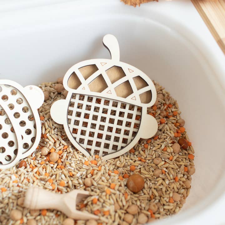 Studio de Rijk - Wholesale Magnifying glass - Wooden sieve - Acorn4