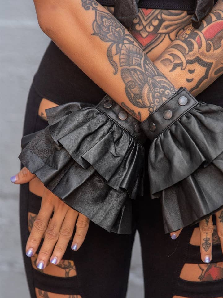 5D x Eyecon Dandy Cuff - doppio, morbida pelle per la vendita all'ingrosso da parte di Five and Diamond