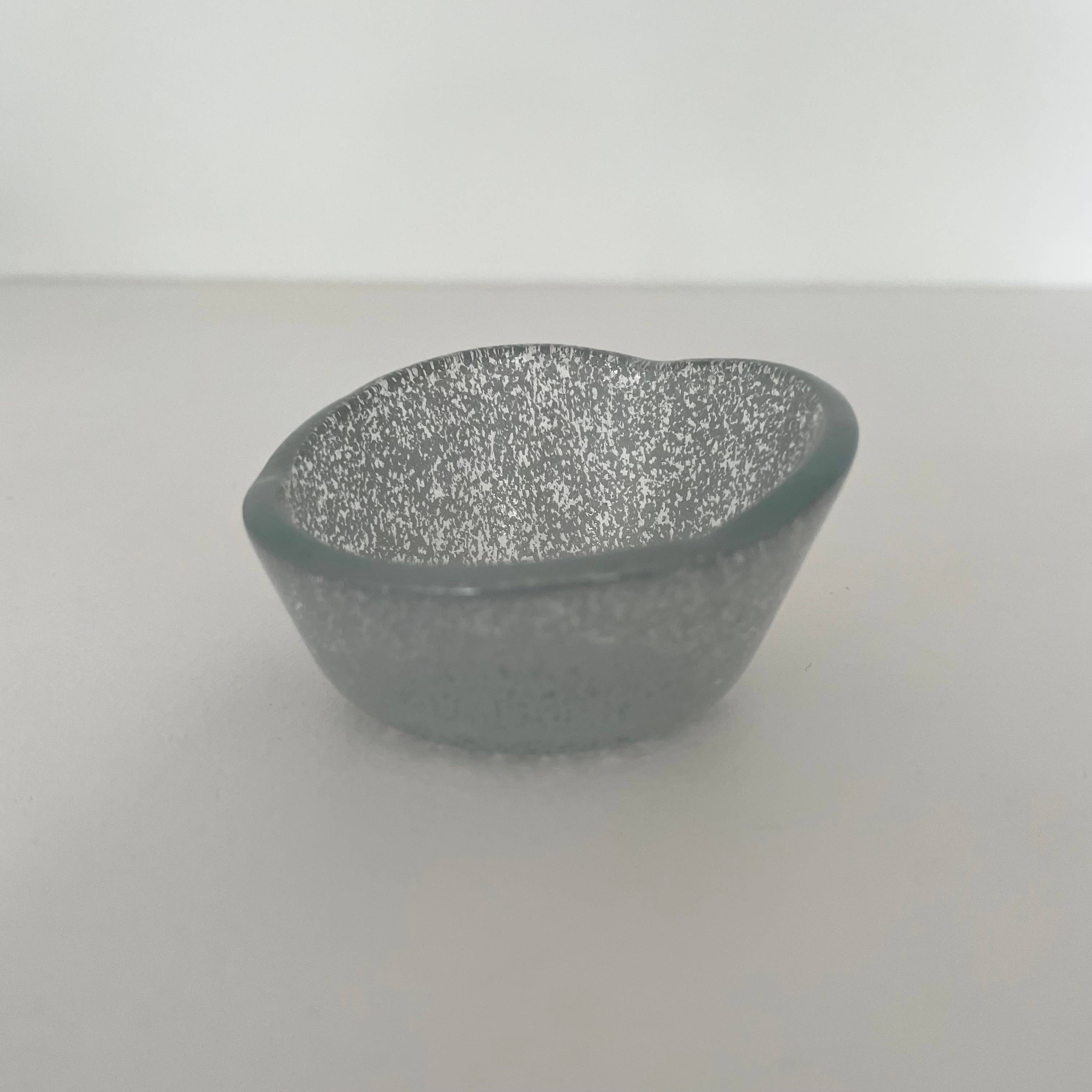 fort & field - Wholesale Condiment/Dip Bowl - Hand blown glass 2 1/2" small dish made in Turkey - 18 color1