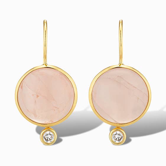 Aretes colgantes Tini Mini de cuarzo rosa para venta al por mayor de Laura Foote Designs