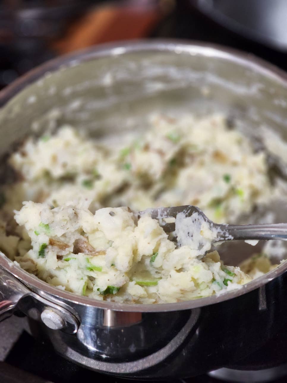 Sweet Dandelion, llc - Wholesale Dip - Chive & Garlic Dip3