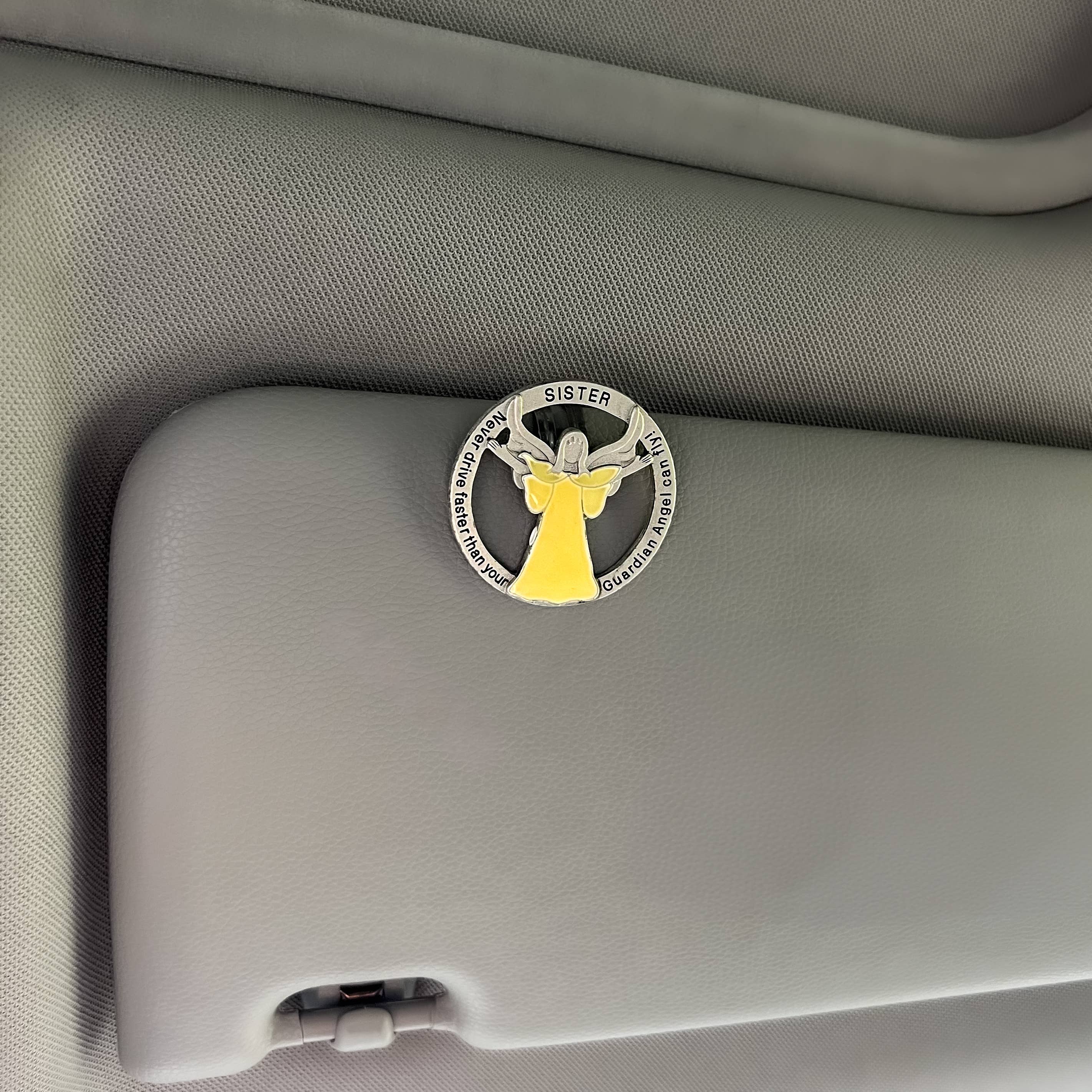 Abbey + CA Gift - Vente Breloque décorative pour voiture – unisexe - Clip de visière qui brille12