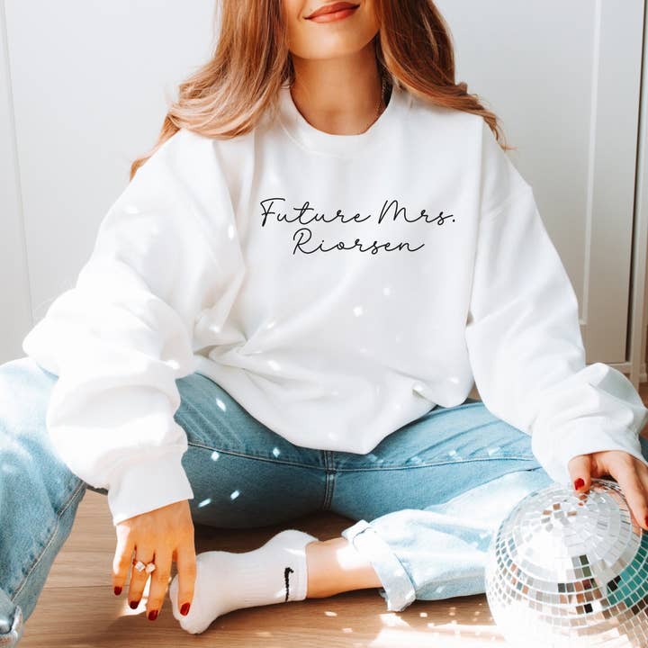 MagicMerchEmporium - Wholesale Graphic Sweatshirt - Women's - Future Mrs. Riorson Sweatshirt6