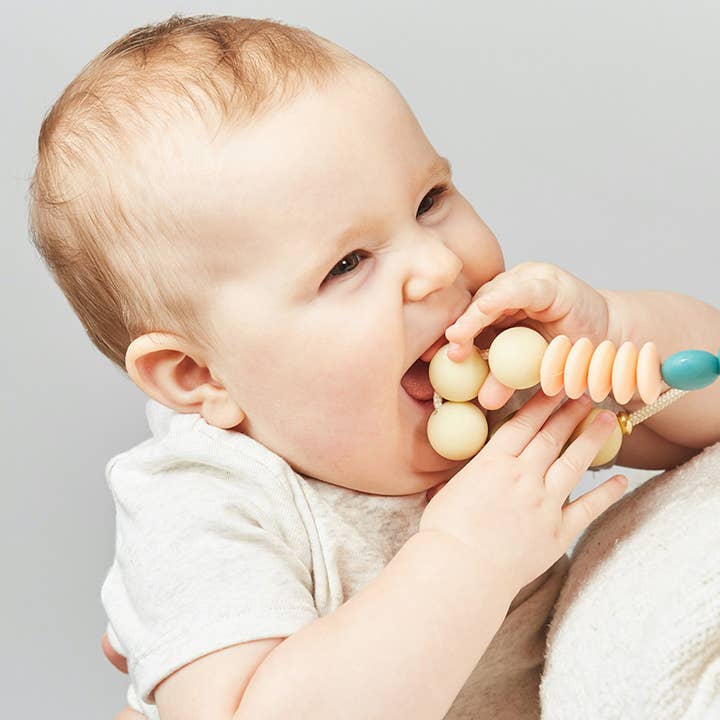 January Moon - Wholesale Teething Necklace - Baby - Dewdrop Signature Teething Necklace3