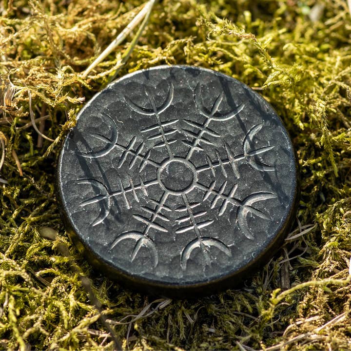Shire Post Mint - Wholesale Keepsake Coin/Token - Norse Dual Stave in Iron, Vegvisir and Helm of Aw1
