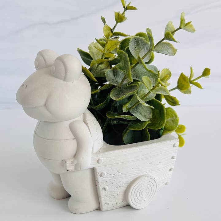 Aroma Sparks - Wholesale Plant Pot - Frog Hauler Cement Planter 6