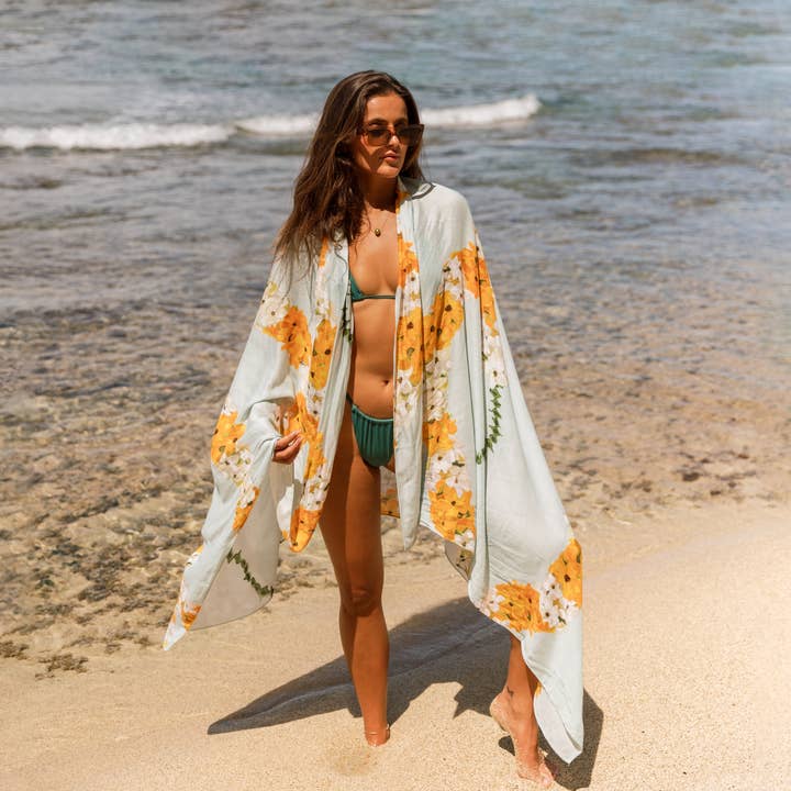 Misha Hawaii Home - Wholesale Scarf - Women's - Puakenikeni Pareo2