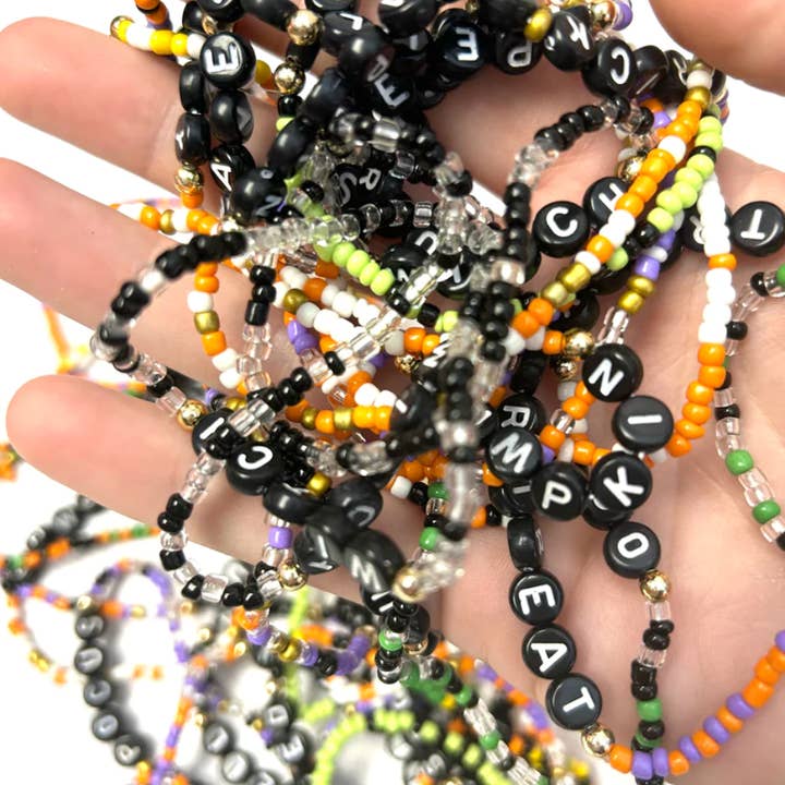 Kate Tuesday Jewelry – Engroshandel Perlearmbånd – Mix Halloween Stretchy Armbånd2