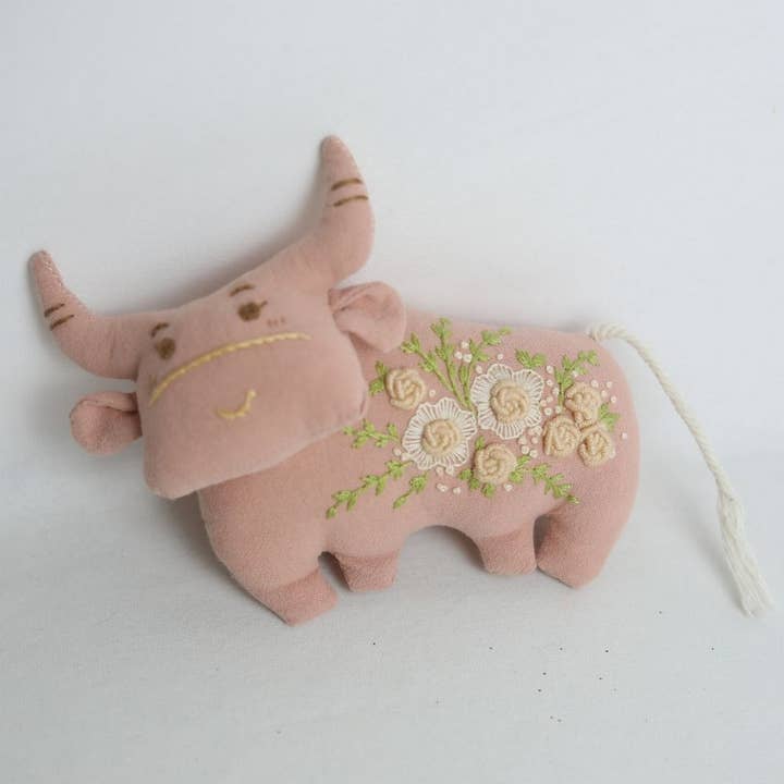 Hand-Embroidered Rose Buffalo Plush Charm_CWMM6022 for wholesale by ACCITY