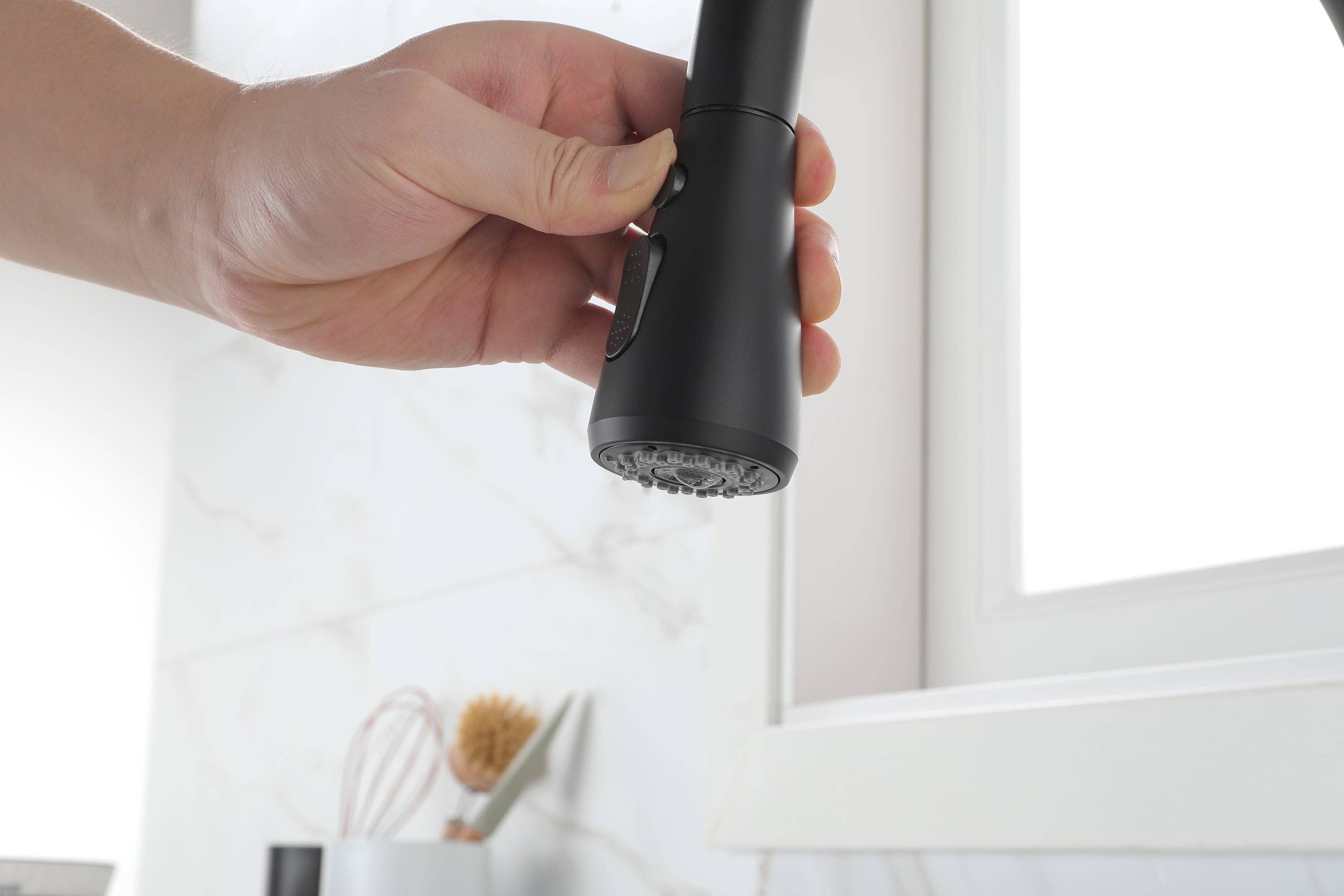 39F Inc. - Wholesale Kitchen Tool/Gadget - Matte Black Kitchen Faucet with Pull-Out Sprayer14