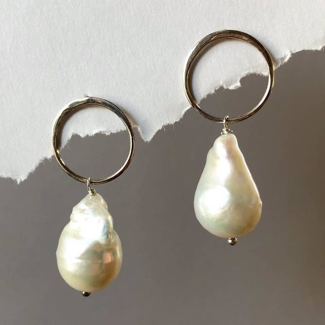 The Wild Diamond - Vente Boucles d'oreilles pendantes - Boucles d'oreilles en perles baroques - Grand4