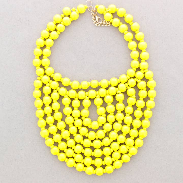 Collana a bavero con perle di legno per la vendita all'ingrosso da parte di Sonata