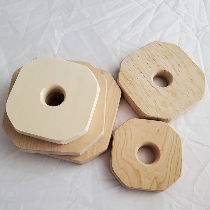 Toy Maker of Lunenburg - Vente Jouet en bois – enfant - Jouet empileur d'anneaux en bois naturel2