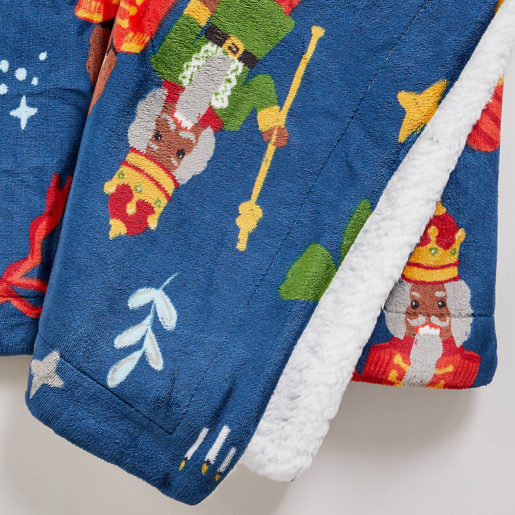 BH Collective - Wholesale Throw Blanket - Throw Blanket - Holiday Printed Sherpa - Esmay Collection37