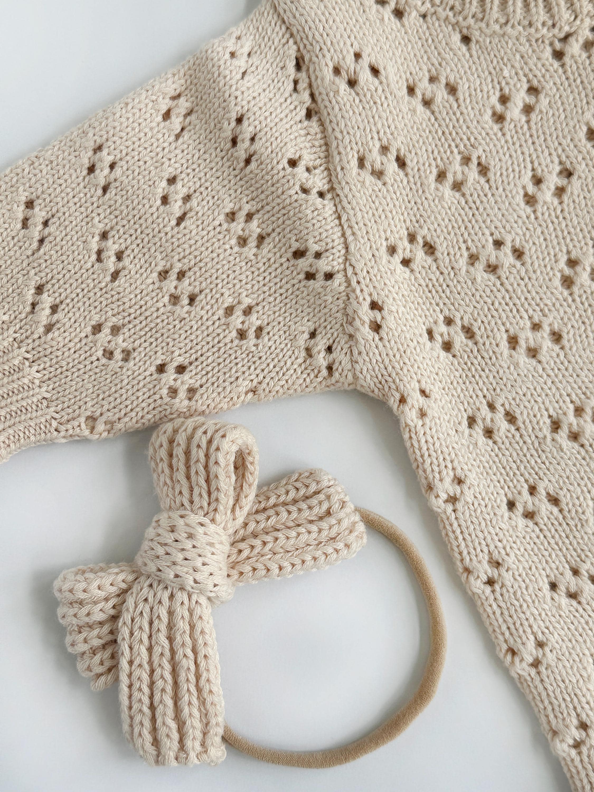 OLIVE & CRADLE - Venta al por mayor Conjunto de ropa - Bebés - Conjunto Grace de punto para recién bebé de 2 piezas2