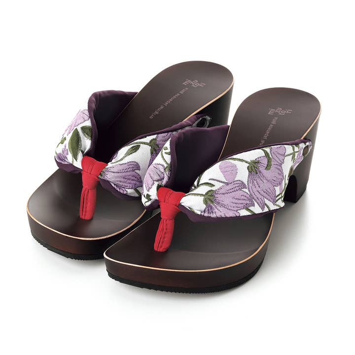 Pantoufles Greta blanches (talon : 6,5 cm) pour la vente par Japacolle — Japan Collections | See Latest News in "About"