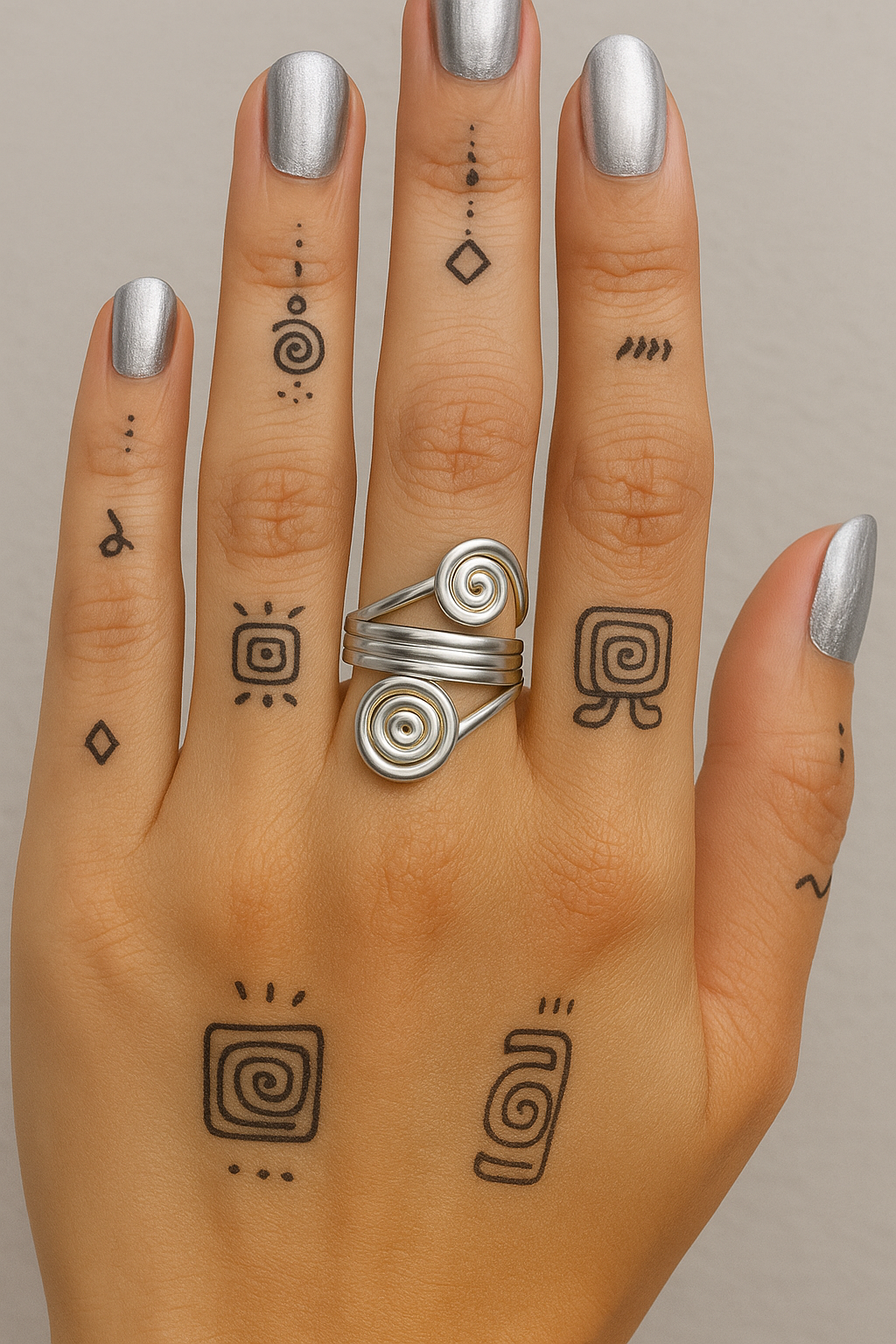 Wild & Free - Wholesale Cocktail/Statement Ring - Anillo de acero en forma de espiral ajustable0