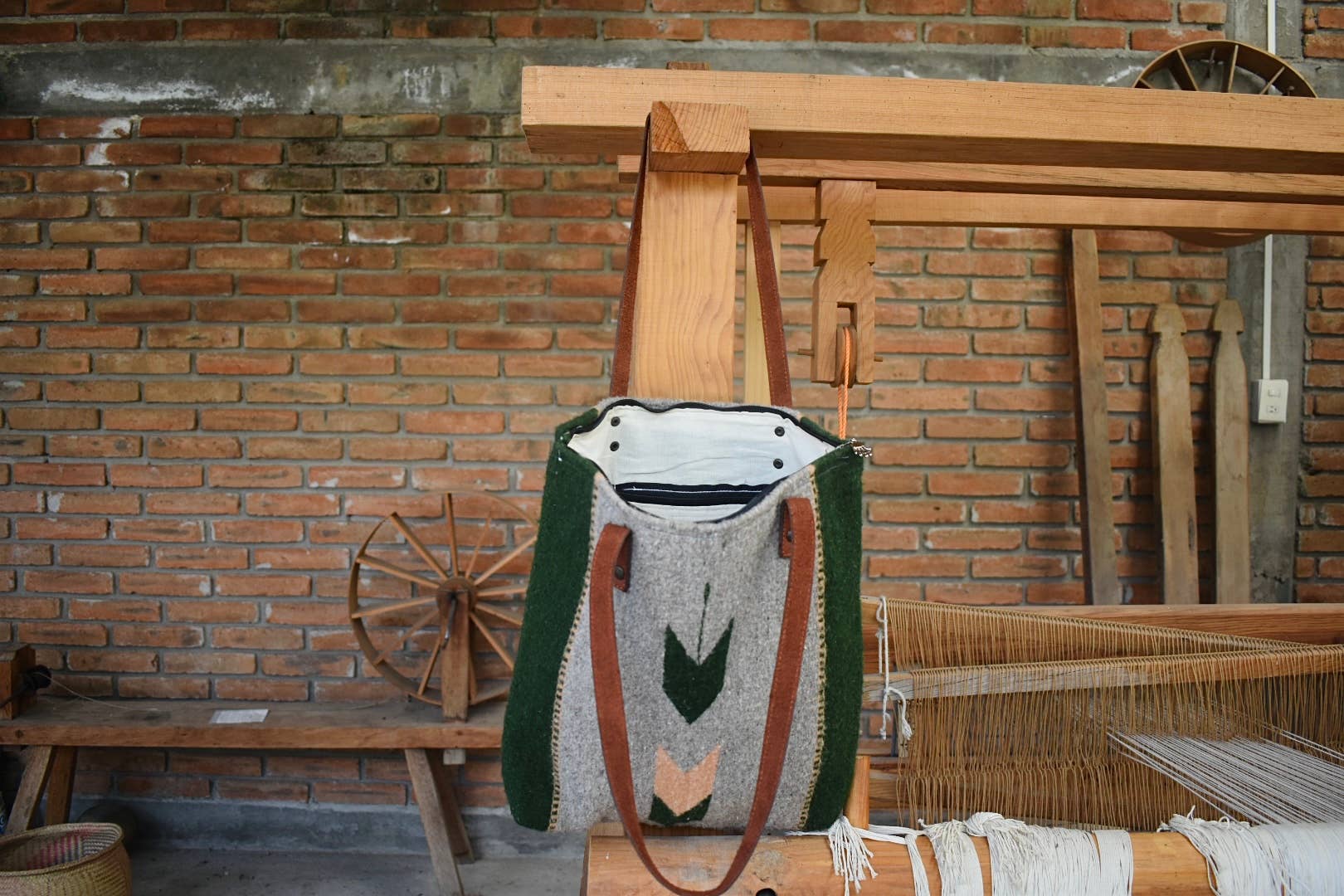 The Zapotec Weavers – wholesale Tote bag – Women's – Zapotec Green Arrow Bag 2