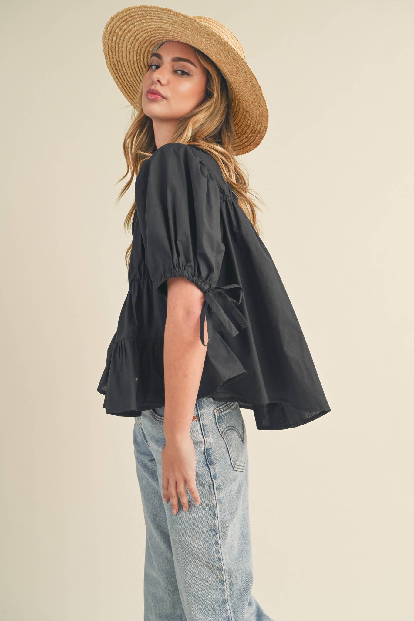 &MERCI - Wholesale Blouse - Women's - TIERED SHIRRING PUFF SLEEVE TOP MTP308161