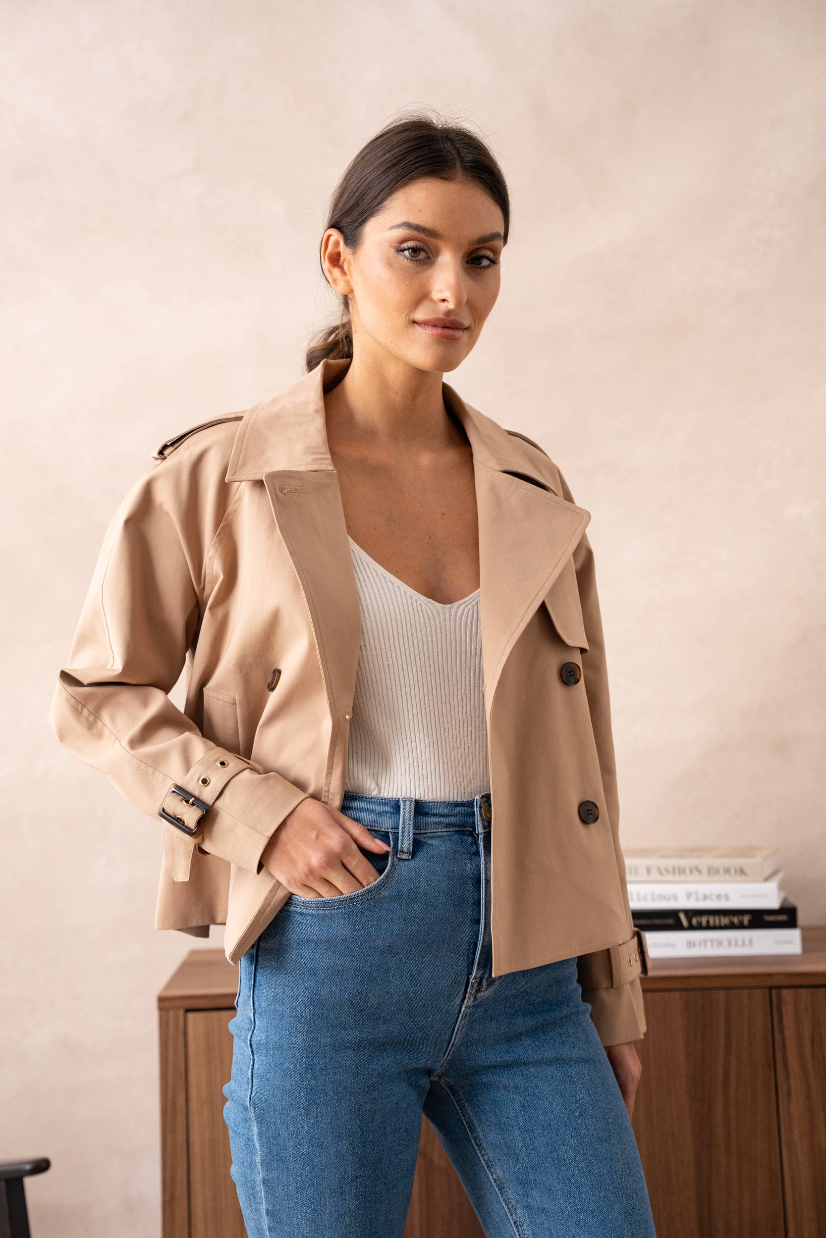 Attentif Paris - Wholesale Trench Coat - Women's - Solid cropped trench in cotton blend19