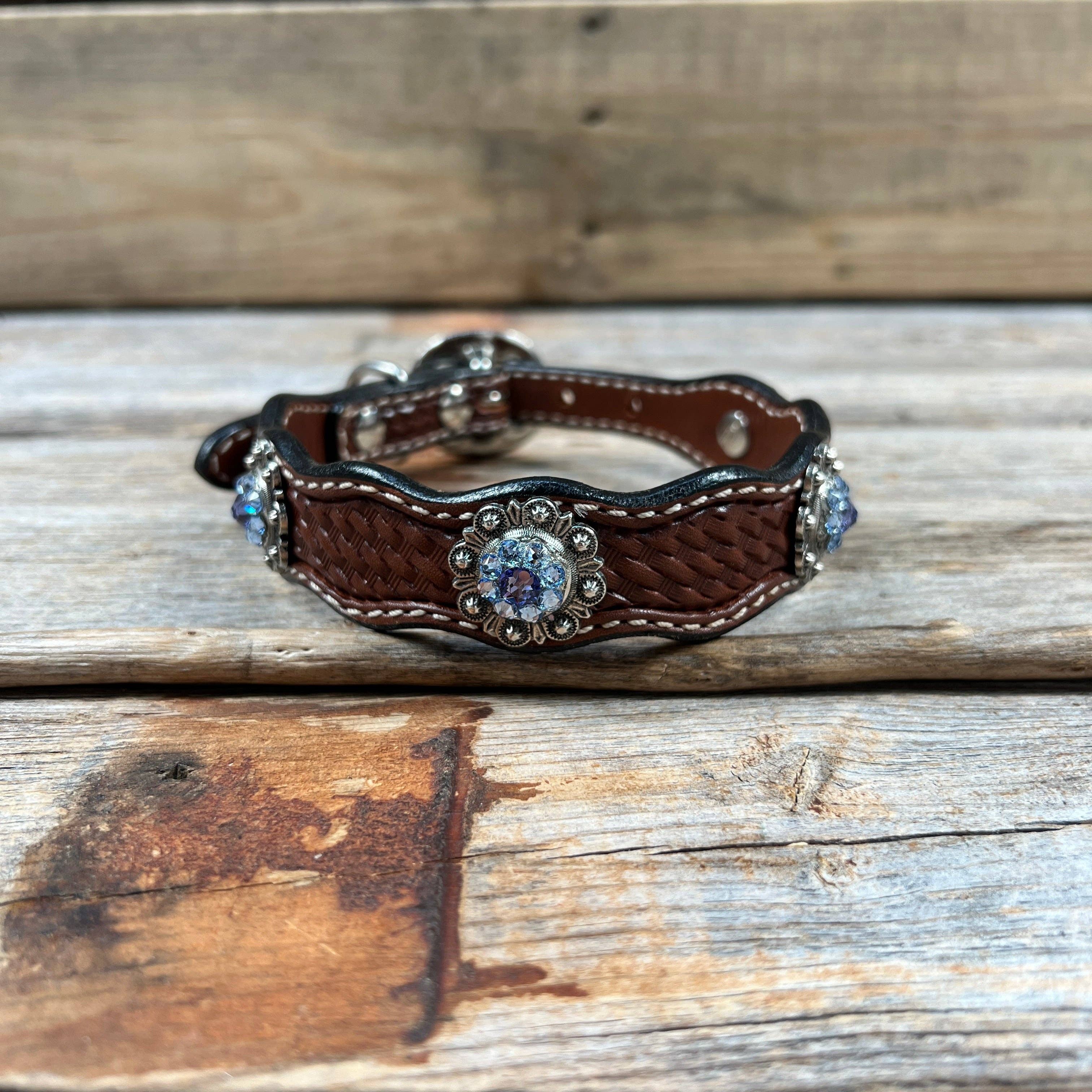 Rodeo Drive - Wholesale Horseback Riding Gear - Leather Dog Collar With Antique Silver Lilac and Light Sapphire Conchos 10" to 22" -DC501