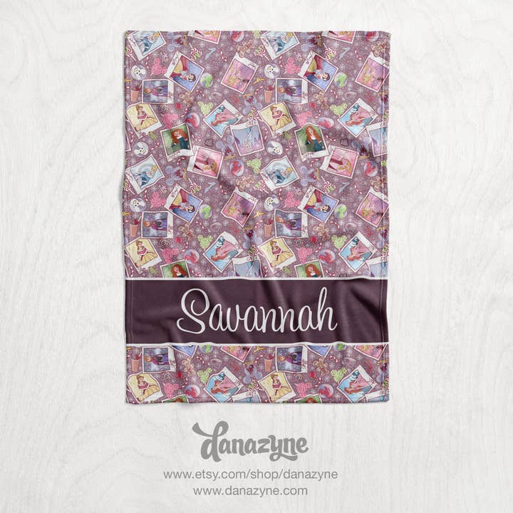 Couverture de princesses d'hiver personnalisée - Motif répétitif pour la vente par Danazyne
