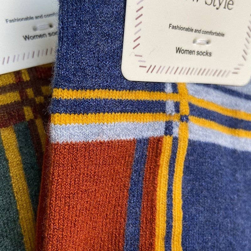 6 Pairs Random Color Contrast Color Retro Wool Adults Winter Socks for wholesale on Faire6
