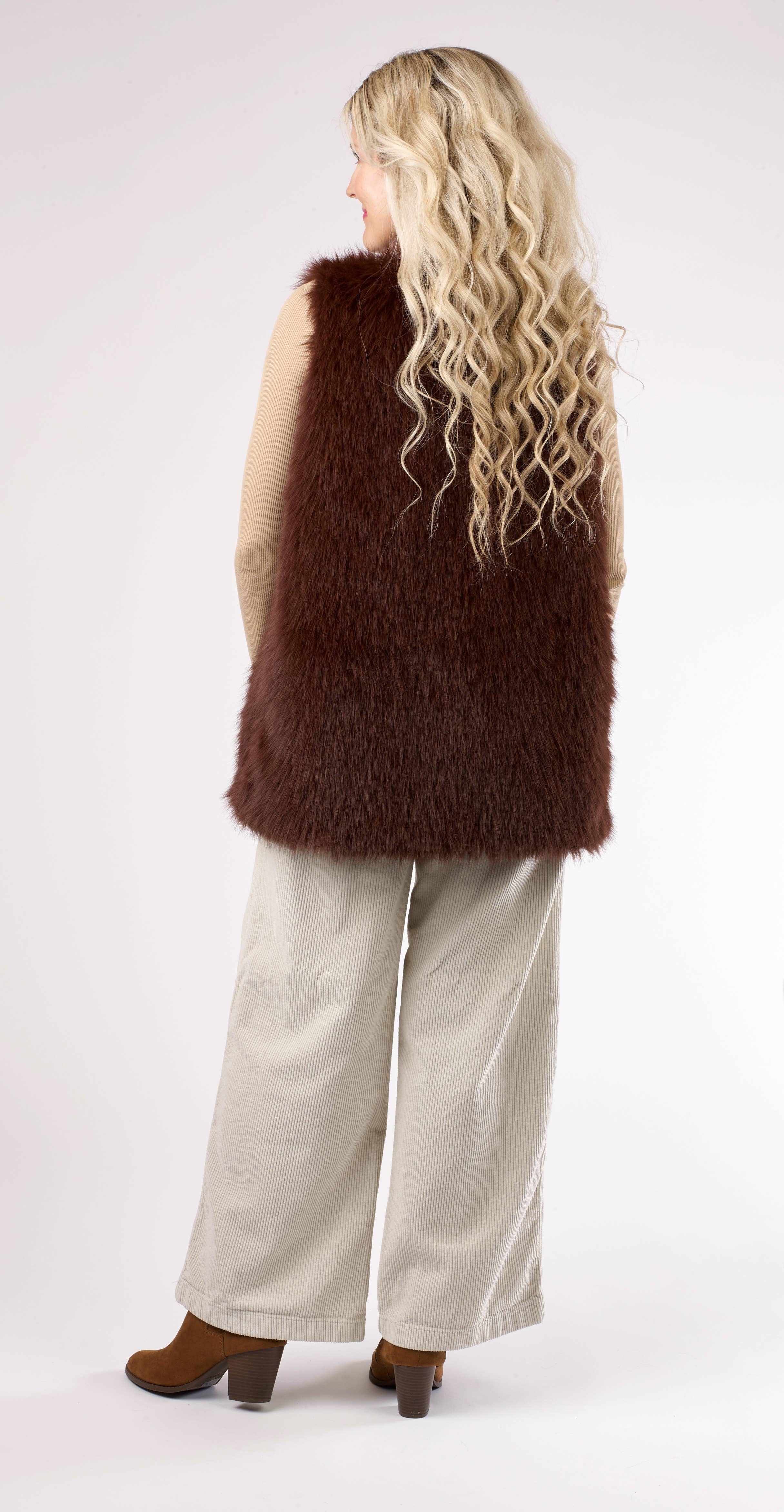 Kaleidoscope Accessories - Vente Veste sans manches – femme - Gilet en fourrure shaggy, 2 assortis13