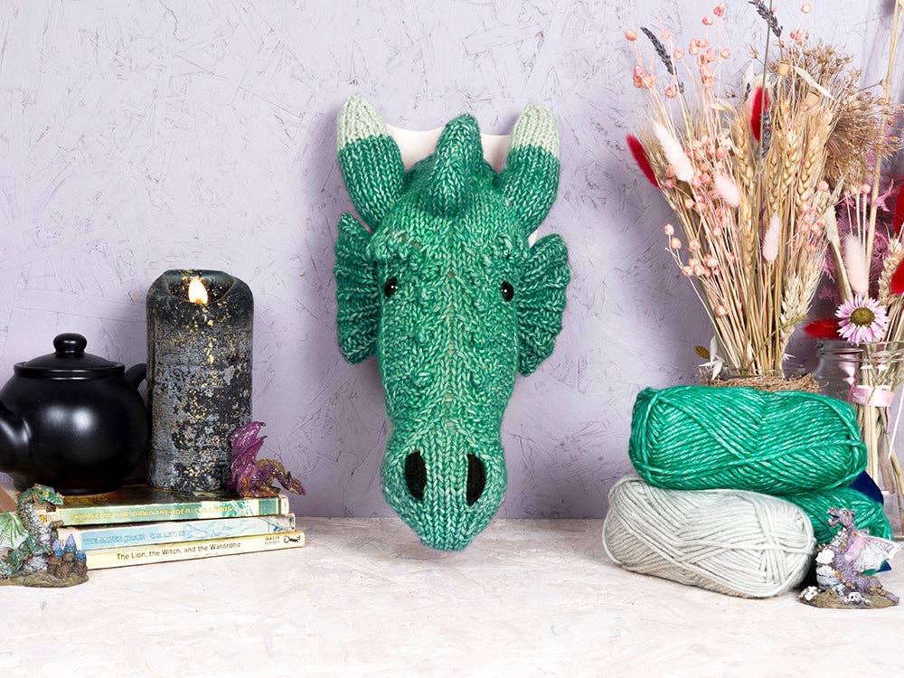 Sincerely Louise – wholesale Stuffed/plush toy – Kids & baby – Mini Dragon Head Knitting Kit0