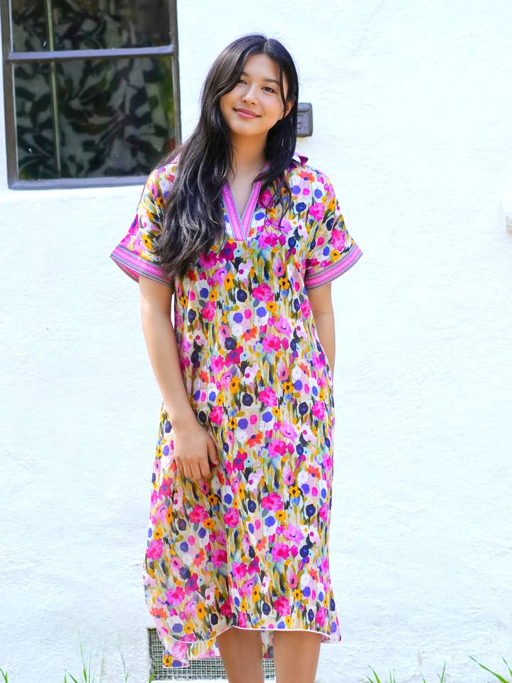 Rosa floral Vestido Floral Tallulah Rosa para venda a revendedores na Faire1