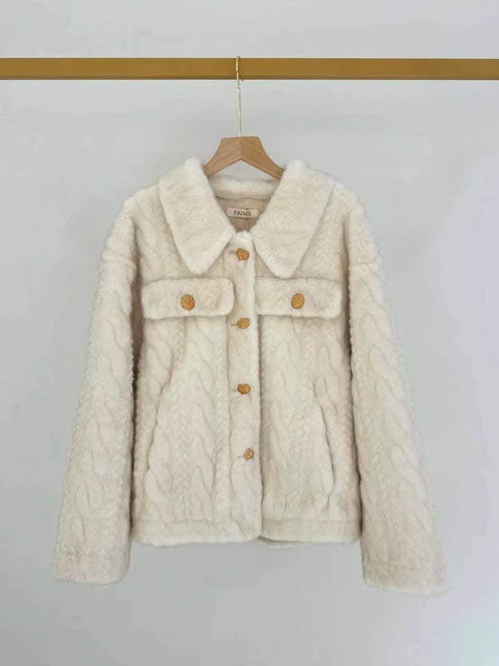 Frime - Wholesale Fur/Faux Fur Coat - Women's - Short coat with cable knit effect - 264510
