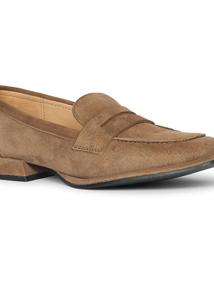 Carla Suede - Heel Loafers for wholesale by Future Brands Group