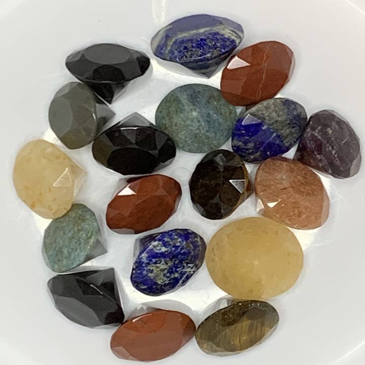 i.am.gretchen – wholesale Spiritual stone/crystal – Crystal Lover’s Valentine’s Heart Box8